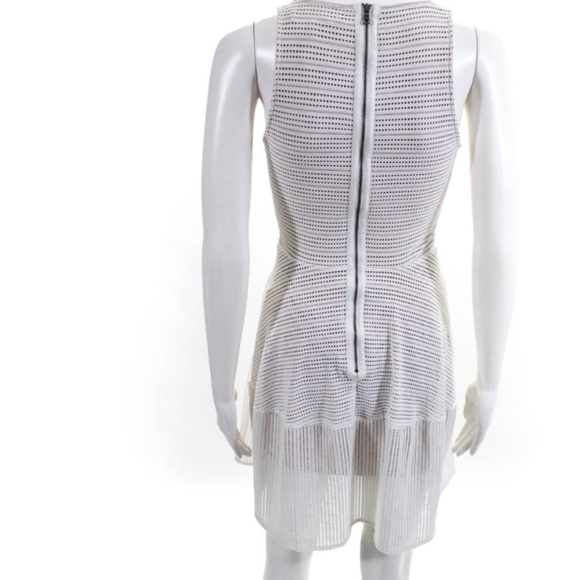 BCBGMAXAZRIA SLEEVELESS CREW NECK A LINE DRess xs - Picture 2 of 6